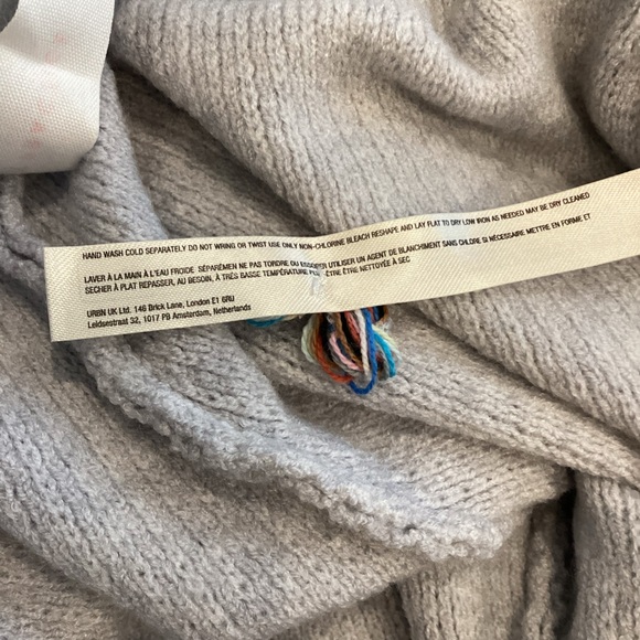 Anthropologie Sweater Pants Lift Pass Pants Daily Practice Large Gray NEW - Picture 14 of 15